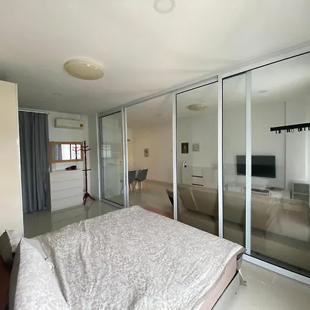Papillon Escape Apartment Kuching Exterior photo