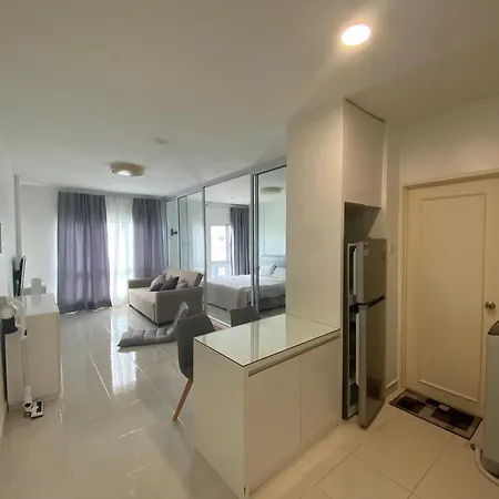 Papillon Escape Apartment Kuching Exterior photo